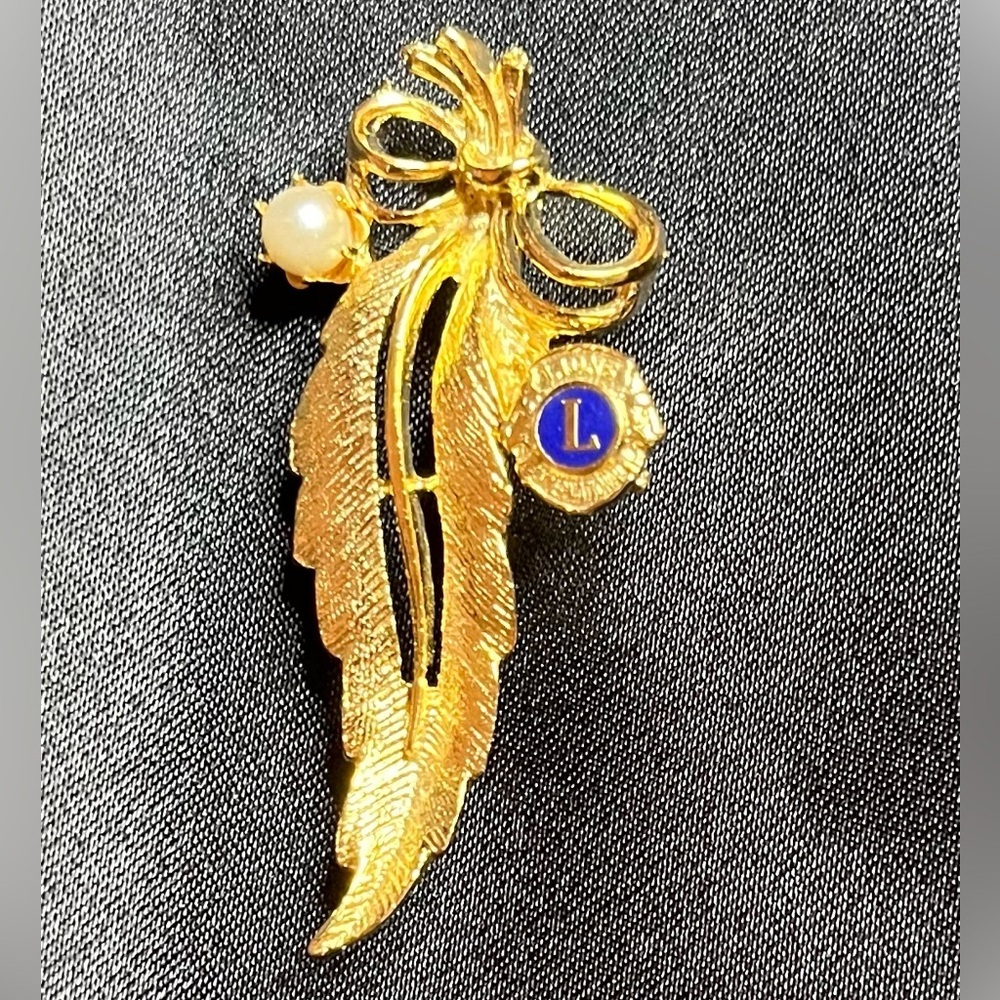 Vintage Lions Club International Gold Tone Leaf Pin Faux Pearl Brooch 2" x 7/8"